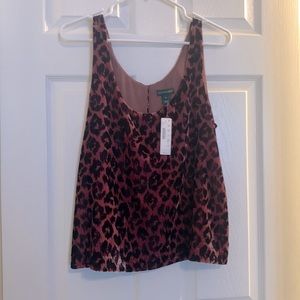 Cute leopard print top